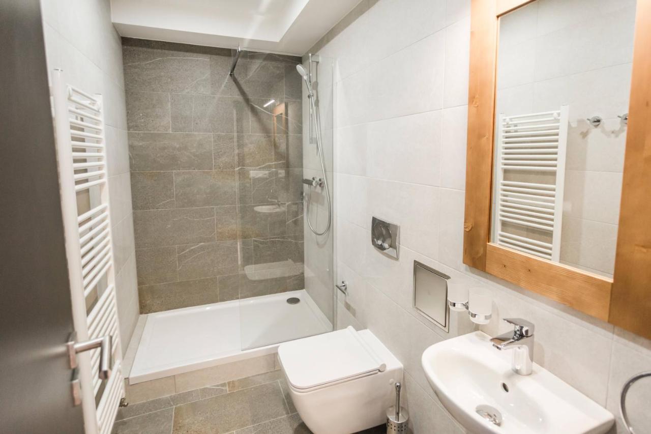 ARIETES MARMONT Apartmány **** Štrbské Pleso Esterno foto