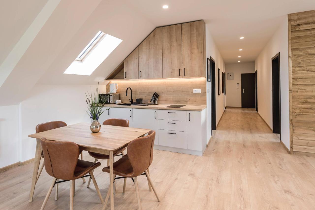 ARIETES MARMONT Apartmány **** Štrbské Pleso Esterno foto