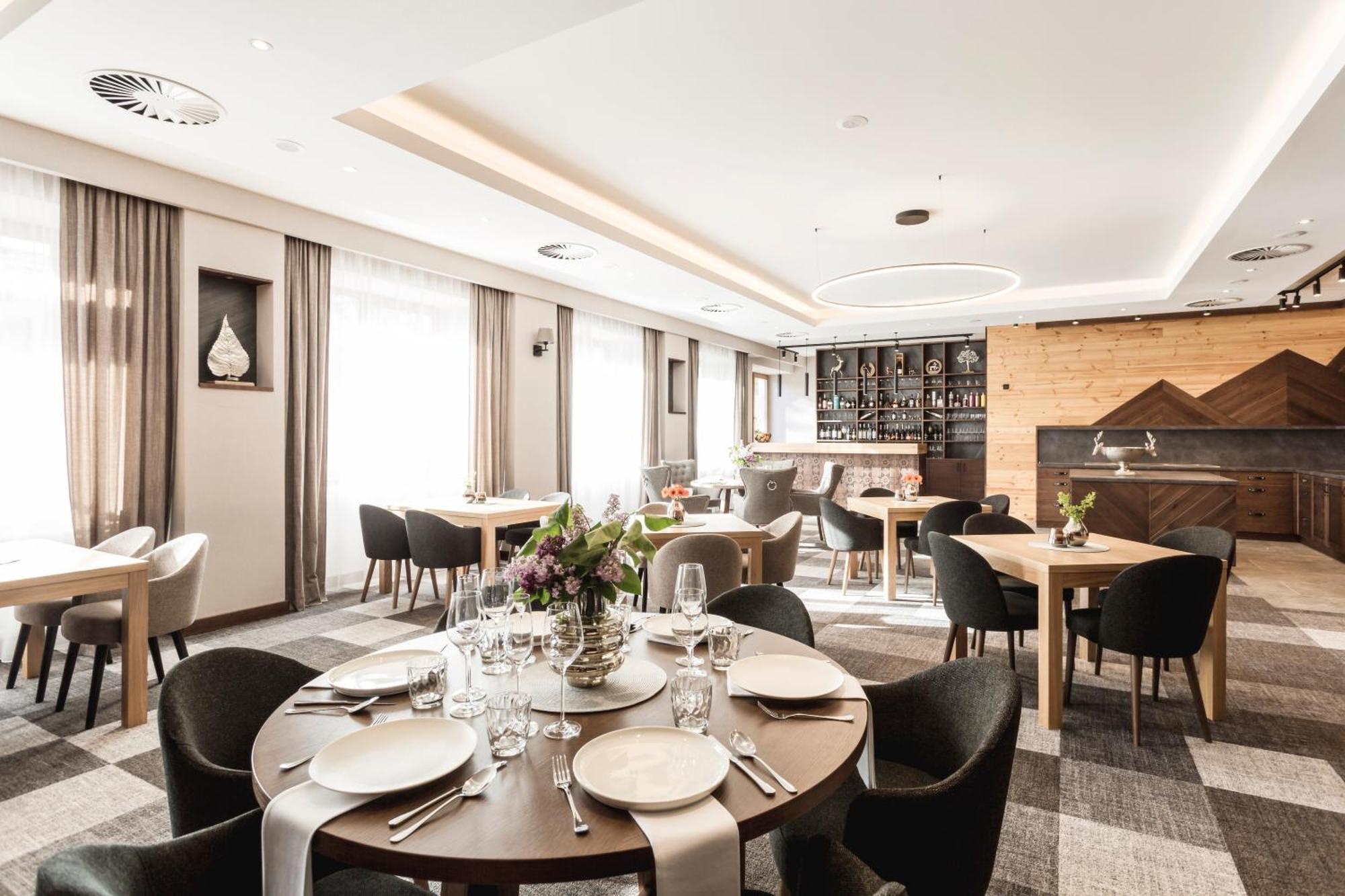 ARIETES MARMONT Apartmány **** Štrbské Pleso Esterno foto