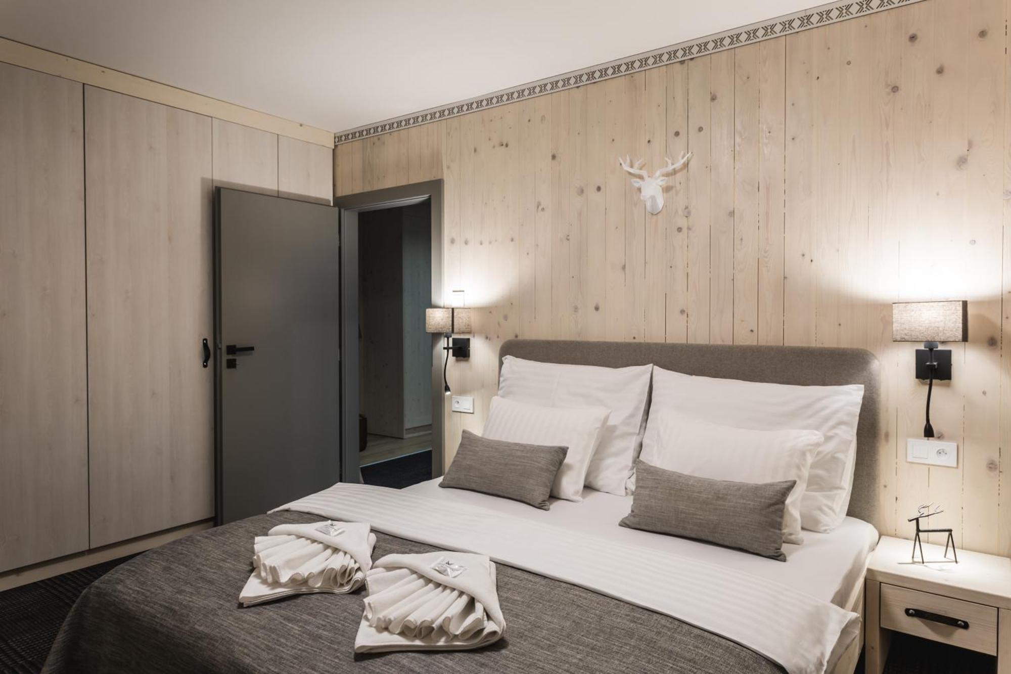 ARIETES MARMONT Apartmány **** Štrbské Pleso Esterno foto