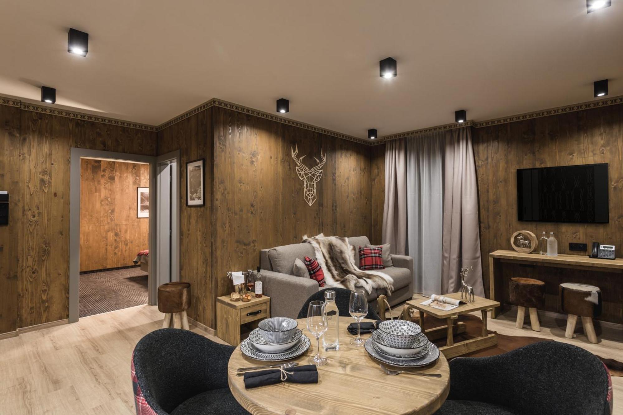 ARIETES MARMONT Apartmány **** Štrbské Pleso Esterno foto