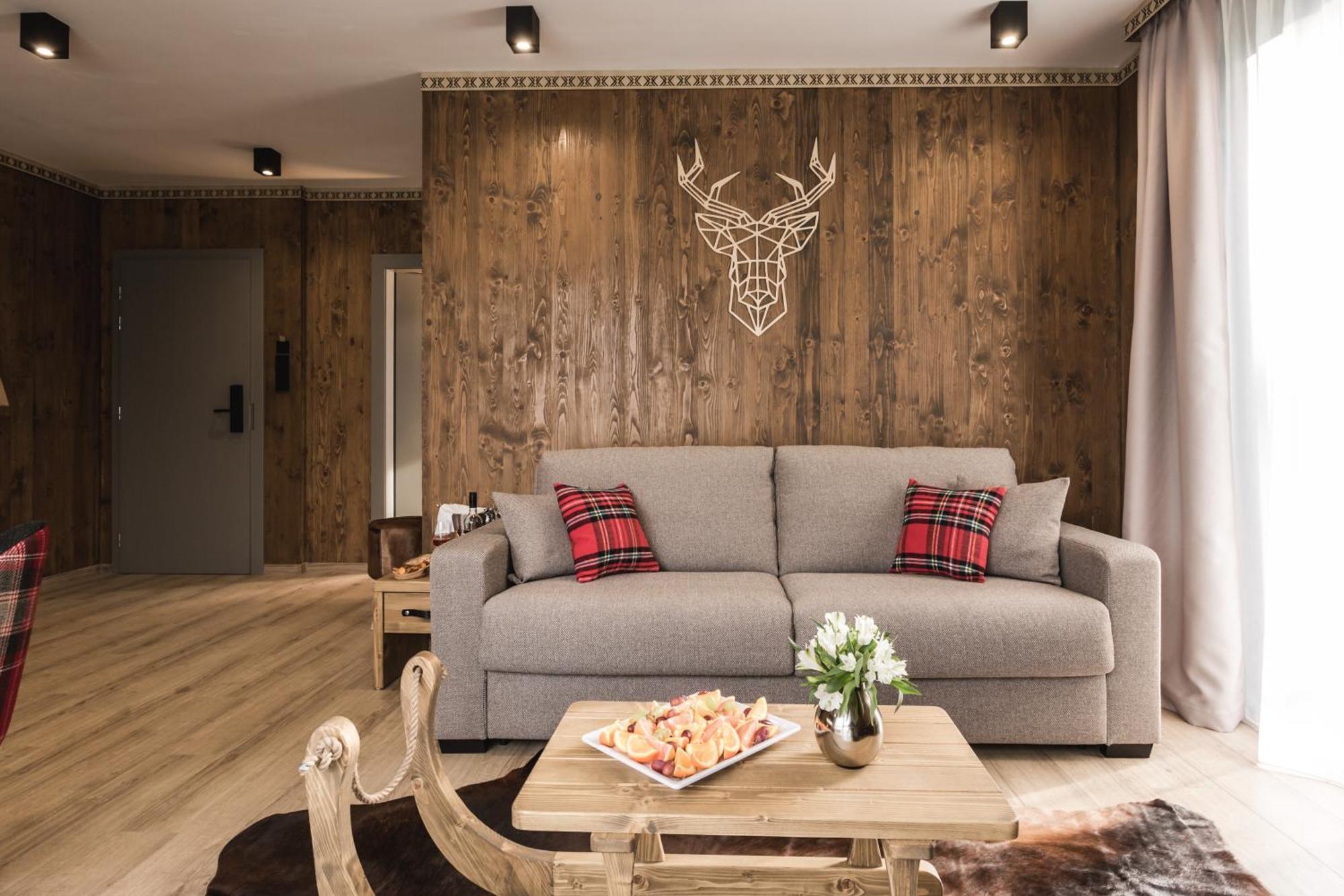 ARIETES MARMONT Apartmány **** Štrbské Pleso Esterno foto